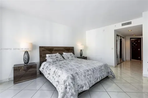Sunny Isles Beach FL 33160