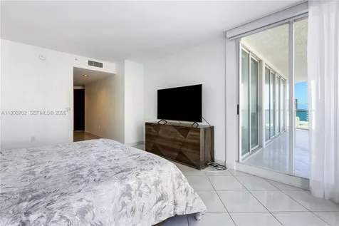 Sunny Isles Beach FL 33160