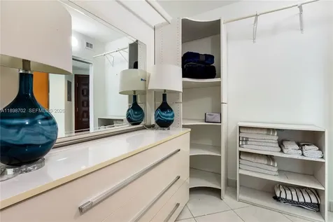 Sunny Isles Beach FL 33160