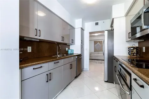 Sunny Isles Beach FL 33160