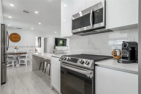 11350 SW 57th Street Miami FL 33173