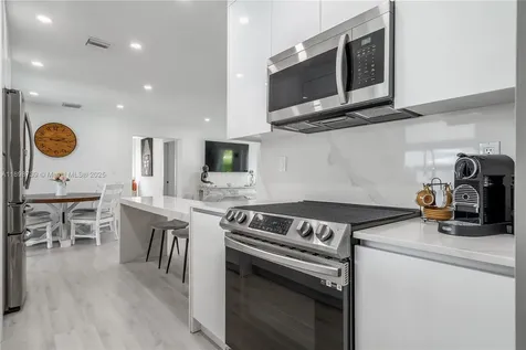 11350 SW 57th Street Miami FL 33173