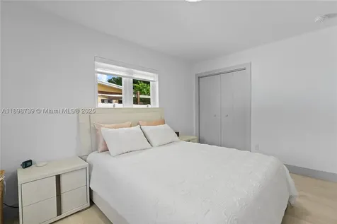 11350 SW 57th Street Miami FL 33173