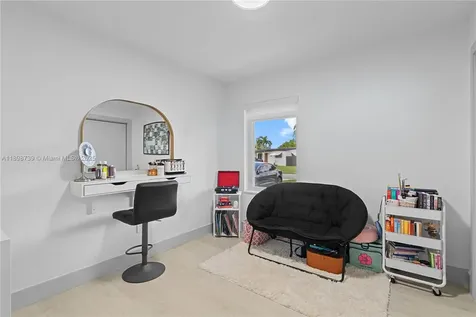 11350 SW 57th Street Miami FL 33173