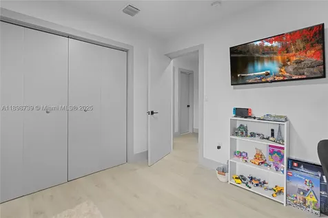 11350 SW 57th Street Miami FL 33173