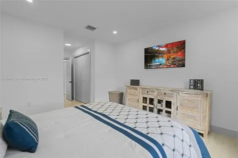 11350 SW 57th Street Miami FL 33173