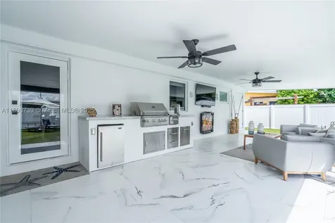 11350 SW 57th Street Miami FL 33173