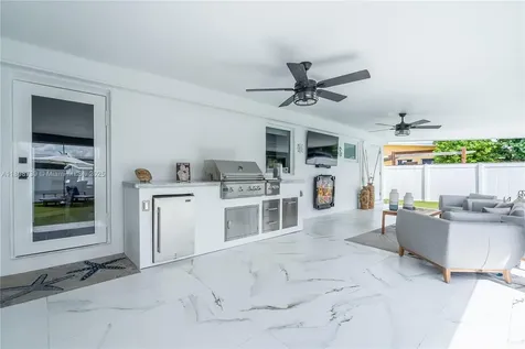 11350 SW 57th Street Miami FL 33173