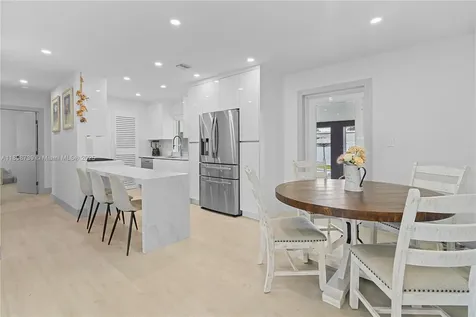 11350 SW 57th Street Miami FL 33173