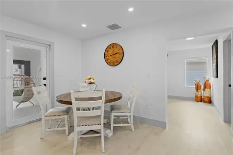 11350 SW 57th Street Miami FL 33173