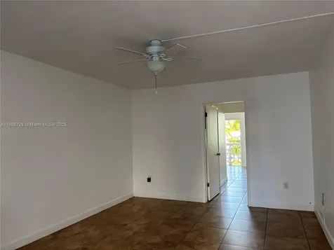 441 Collins Avenue Miami Beach FL 33139