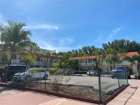 441 Collins Avenue Miami Beach FL 33139