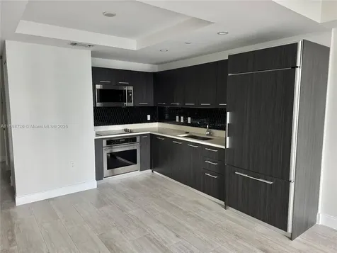 45 SW 9th Street Miami FL 33130