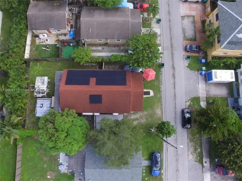 3759 Florida Avenue Miami FL 33133
