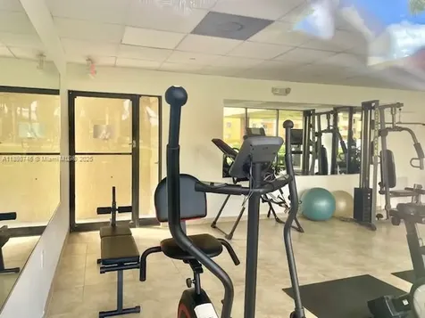 9350 Fontainebleau Boulevard Miami FL 33172