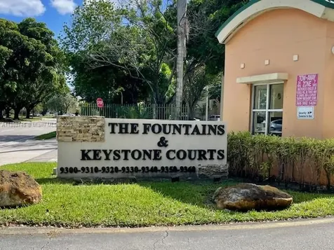 9350 Fontainebleau Boulevard Miami FL 33172