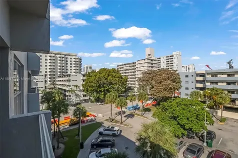 1615 West Avenue Miami Beach FL 33139