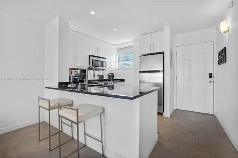 1615 West Avenue Miami Beach FL 33139