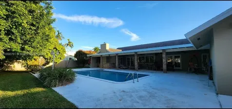 10341 SW 140th Street Miami FL 33176