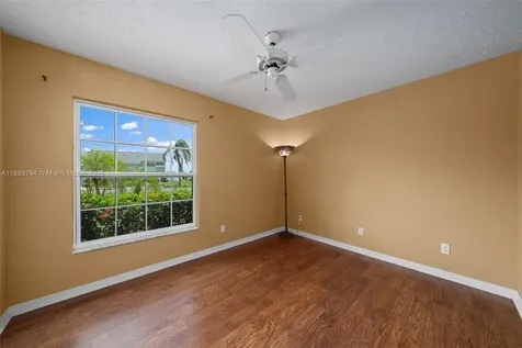 127 Blue Moon Lake Placid FL 33852