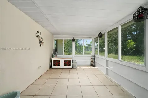 127 Blue Moon Lake Placid FL 33852