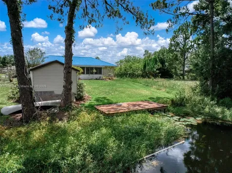 127 Blue Moon Lake Placid FL 33852