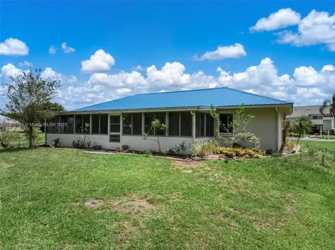 127 Blue Moon Lake Placid FL 33852