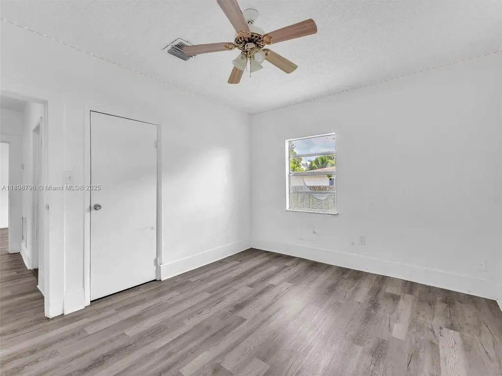 1932 Dewey Street Hollywood FL 33020