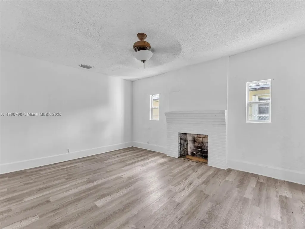 1932 Dewey Street Hollywood FL 33020