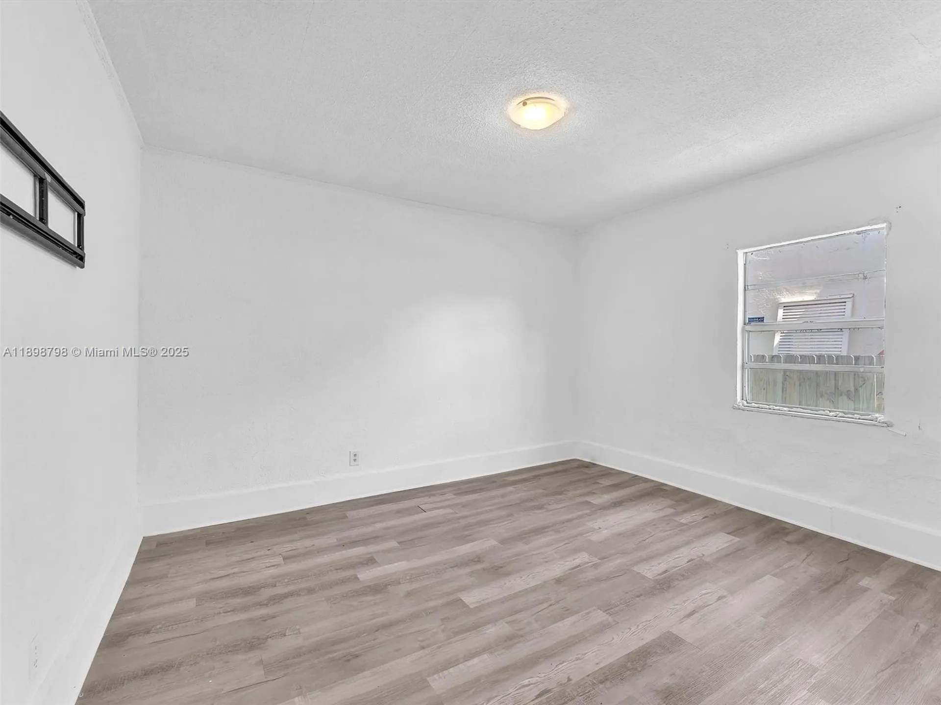 1932 Dewey Street Hollywood FL 33020