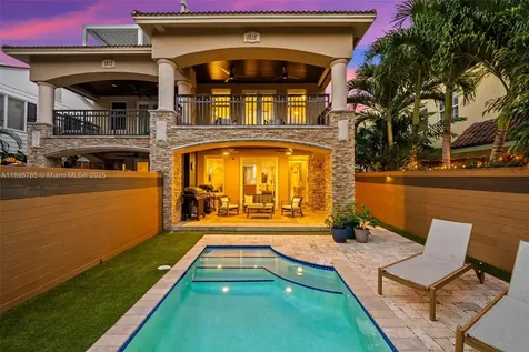 1215 NE 1st Street Fort Lauderdale FL 33301