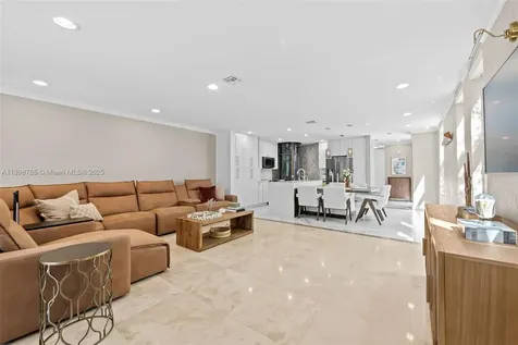 1215 NE 1st Street Fort Lauderdale FL 33301