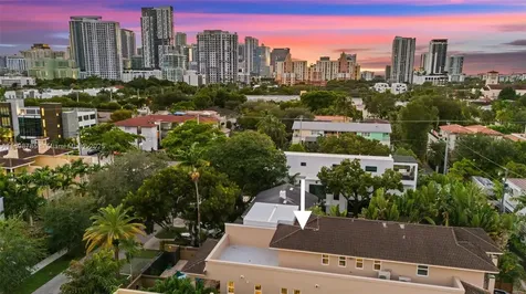 1215 NE 1st Street Fort Lauderdale FL 33301