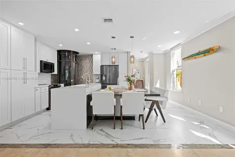 1215 NE 1st Street Fort Lauderdale FL 33301