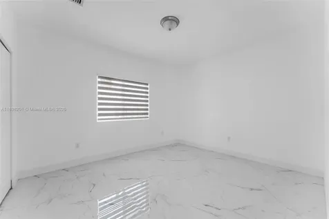 3840 SW 91st Avenue Miami FL 33165