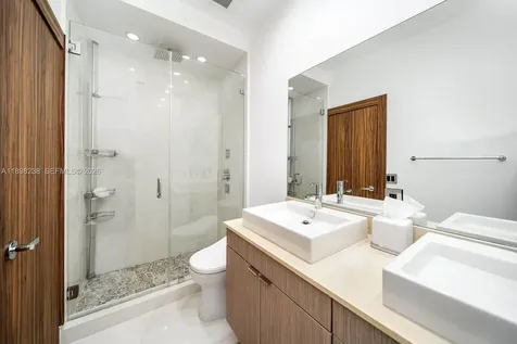 3705 NE 214 Street Aventura FL 33180