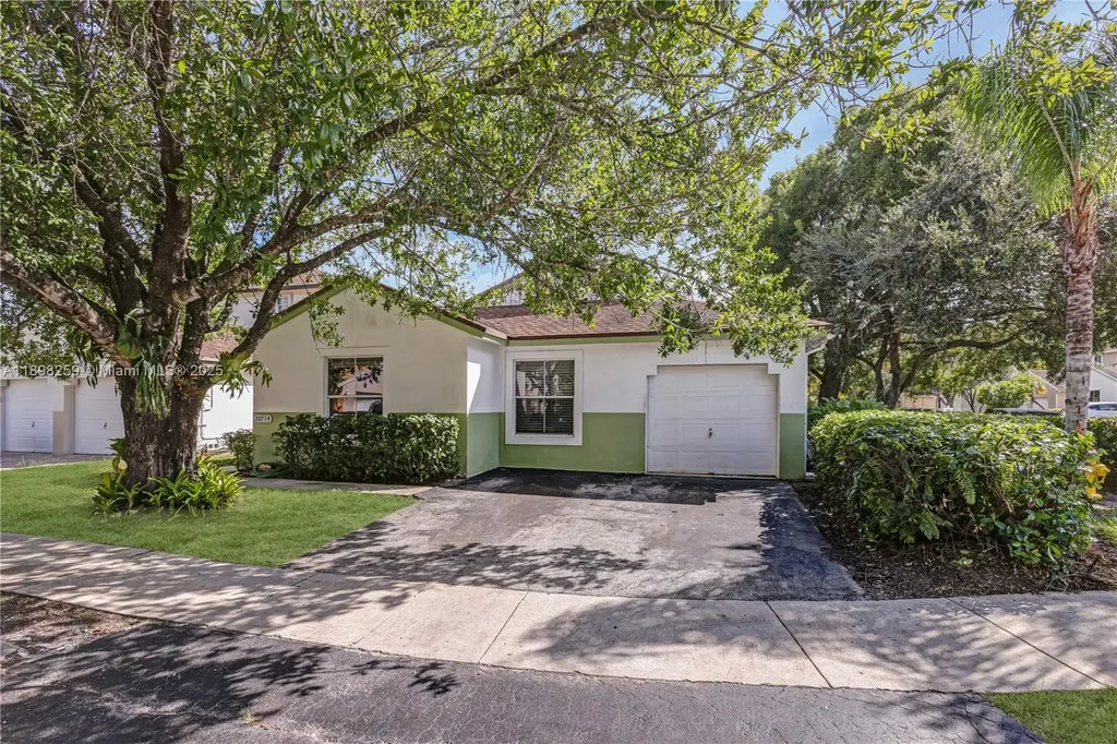 20774 NW 3rd Court Pembroke Pines FL 33029