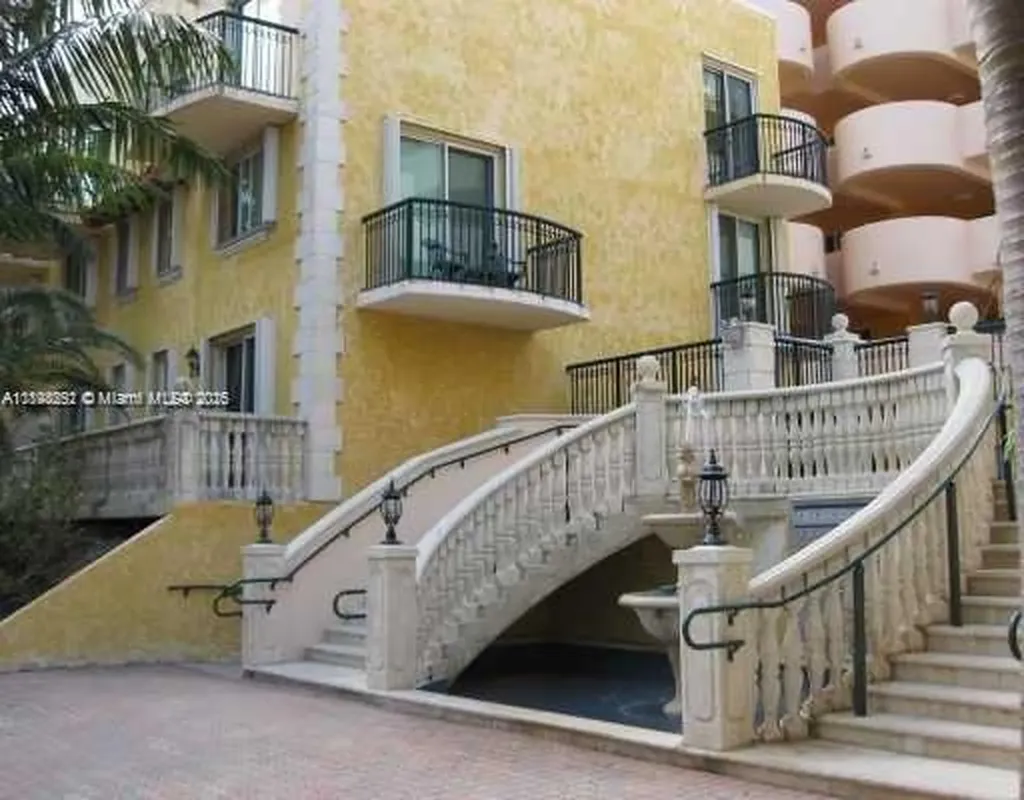 8888 Collins Avenue Surfside FL 33154
