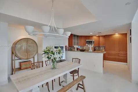 2627 S Bayshore Drive Coconut Grove FL 33133