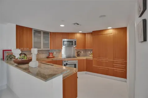 2627 S Bayshore Drive Coconut Grove FL 33133
