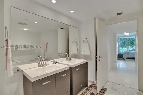 2627 S Bayshore Drive Coconut Grove FL 33133