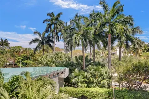 2627 S Bayshore Drive Coconut Grove FL 33133