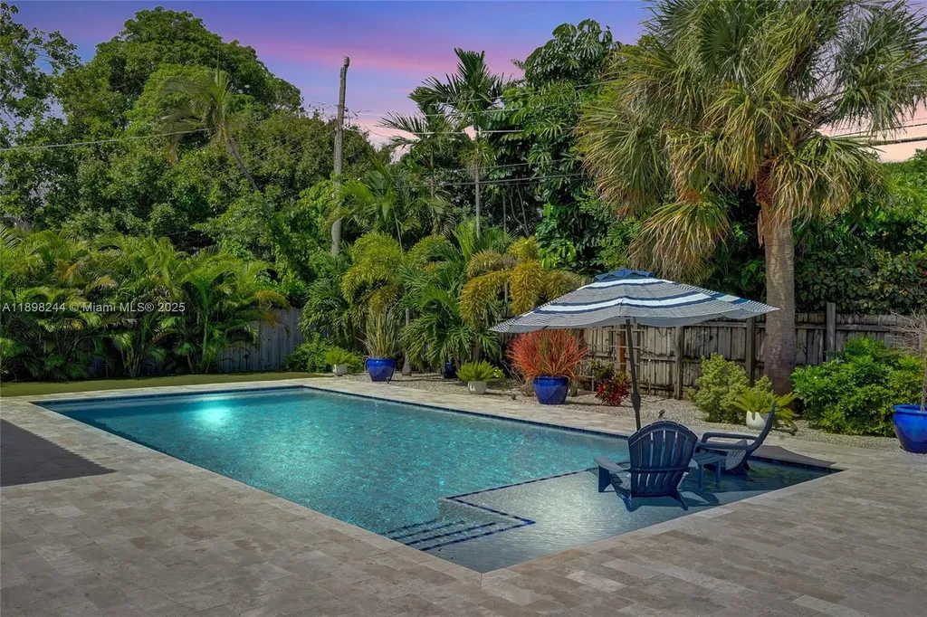 351 NE 43rd Street Oakland Park FL 33334