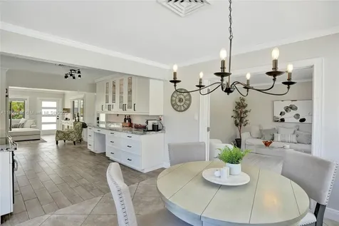 351 NE 43rd Street Oakland Park FL 33334