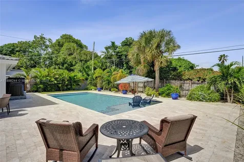 351 NE 43rd Street Oakland Park FL 33334