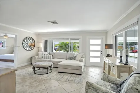 351 NE 43rd Street Oakland Park FL 33334