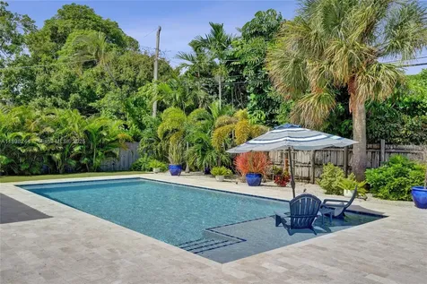 351 NE 43rd Street Oakland Park FL 33334