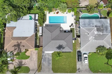 351 NE 43rd Street Oakland Park FL 33334