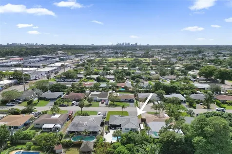 351 NE 43rd Street Oakland Park FL 33334