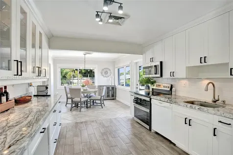 351 NE 43rd Street Oakland Park FL 33334